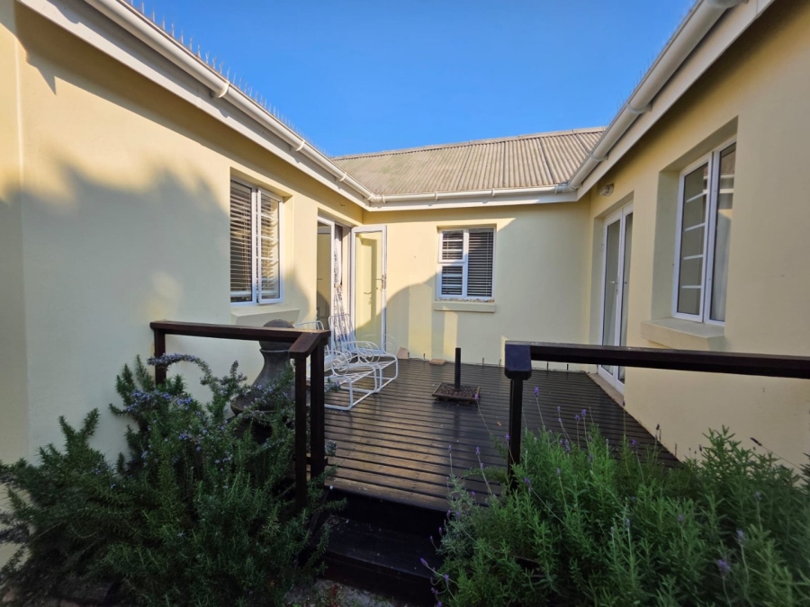 2 Bedroom Property for Sale in The Village Western Cape